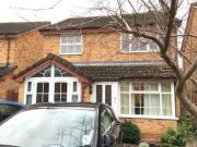 3 Bedrooms Detached house for rent in Goodwood Close,...