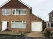 3 Bedrooms Detached house for rent in Grasmere Road,...