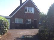 3 Bedrooms Detached house for rent in Hampton Park Road,...