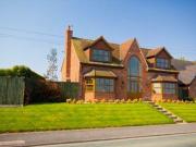 3 Bedrooms Detached house for rent in Lumber Lane,...