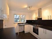 3 Bedrooms Detached house for rent in Market Street,...