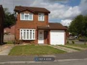 3 Bedrooms Detached house for rent in Northampton,...