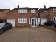 3 Bedrooms Detached house for rent in Sheepcot Lane,...