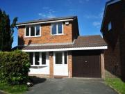 3 Bedrooms Detached house for rent in Windermere Drive,...