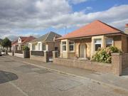 3 Bedrooms Detached house for sale in 14 Southfield...