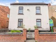3 Bedrooms Detached house for sale in Bolton Road,...
