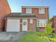 3 Bedrooms Detached house for sale in Bronington Close,...
