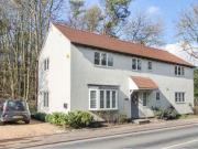 3 Bedrooms Detached house for sale in Cambridge Road,...