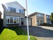 3 Bedrooms Detached house for sale in Carr Road,...