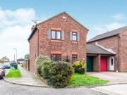 3 Bedrooms Detached house for sale in Clementine Close,...