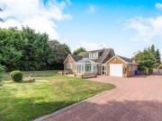 3 Bedrooms Detached house for sale in Crookesbroom Lane,...