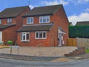 3 Bedrooms Detached house for sale in Framlingham Close,...