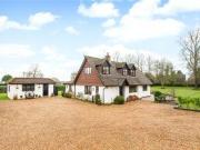 3 Bedrooms Detached house for sale in Headley Common...