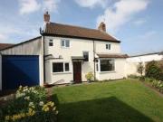 3 Bedrooms Detached house for sale in Holme Church Lane,...