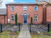 3 Bedrooms Detached house for sale in Ironwood Avenue,...