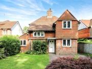 3 Bedrooms Detached house for sale in Lewes Road, Forest...