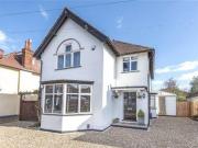 3 Bedrooms Detached house for sale in Oxhey Avenue,...