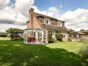 3 Bedrooms Detached house for sale in Park Lane,...