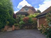 3 Bedrooms Detached house for sale in Rusper Road,...
