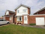 3 Bedrooms Detached house for sale in St. Clements Rise,...