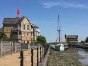 3 Bedrooms Detached house for sale in Waterside Close,...