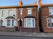 3 Bedrooms End terrace house for rent in Aspley Road,...