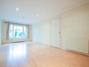 3 Bedrooms End terrace house for rent in field Place...