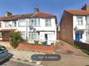 3 Bedrooms End terrace house for rent in Grant Road,...