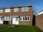 3 Bedrooms End terrace house for rent in Oaklands,...