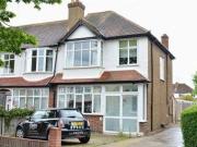 3 Bedrooms End terrace house for rent in Sparrow Farm...