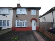 3 Bedrooms End terrace house for rent in Sunleigh Road,...