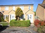 3 Bedrooms End terrace house for sale in Appletree Way,...