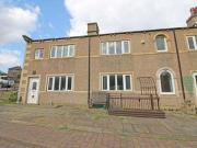 3 Bedrooms End terrace house for sale in Birchencliffe...