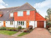 3 Bedrooms End terrace house for sale in Bramley Close,...