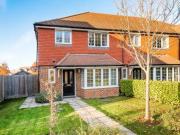 3 Bedrooms End terrace house for sale in Catteshall...