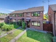 3 Bedrooms End terrace house for sale in Dunkirk Close,...