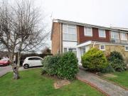 3 Bedrooms End terrace house for sale in Harewood Close,...