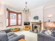 3 Bedrooms End terrace house for sale in Kings Road,...