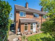 3 Bedrooms End terrace house for sale in Manor Crescent,...