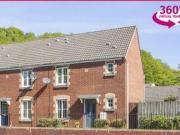 3 Bedrooms End terrace house for sale in Mill Court,...