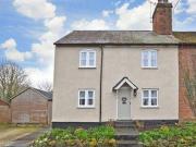 3 Bedrooms End terrace house for sale in Old Road,...