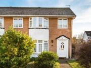3 Bedrooms End terrace house for sale in Romany Close,...