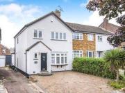 3 Bedrooms End terrace house for sale in Severn Drive,...