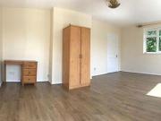 3 Bedrooms Flat for rent in Aldrington Road, London SW16