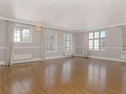 3 Bedrooms Flat for rent in Argyll Road, London W8