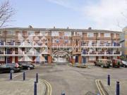 3 Bedrooms Flat for rent in Arnold Estate, Druid Street,...