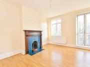 3 Bedrooms Flat for Rent in Astoria Walk | Foxtons