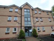 3 Bedrooms Flat for rent in Barnflat Court, Rutherglen,...