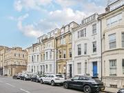 3 Bedrooms Flat for Rent in Beaufort Street | Foxtons