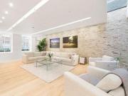 3 Bedrooms Flat for rent in Bingham Place, Marylebone,...